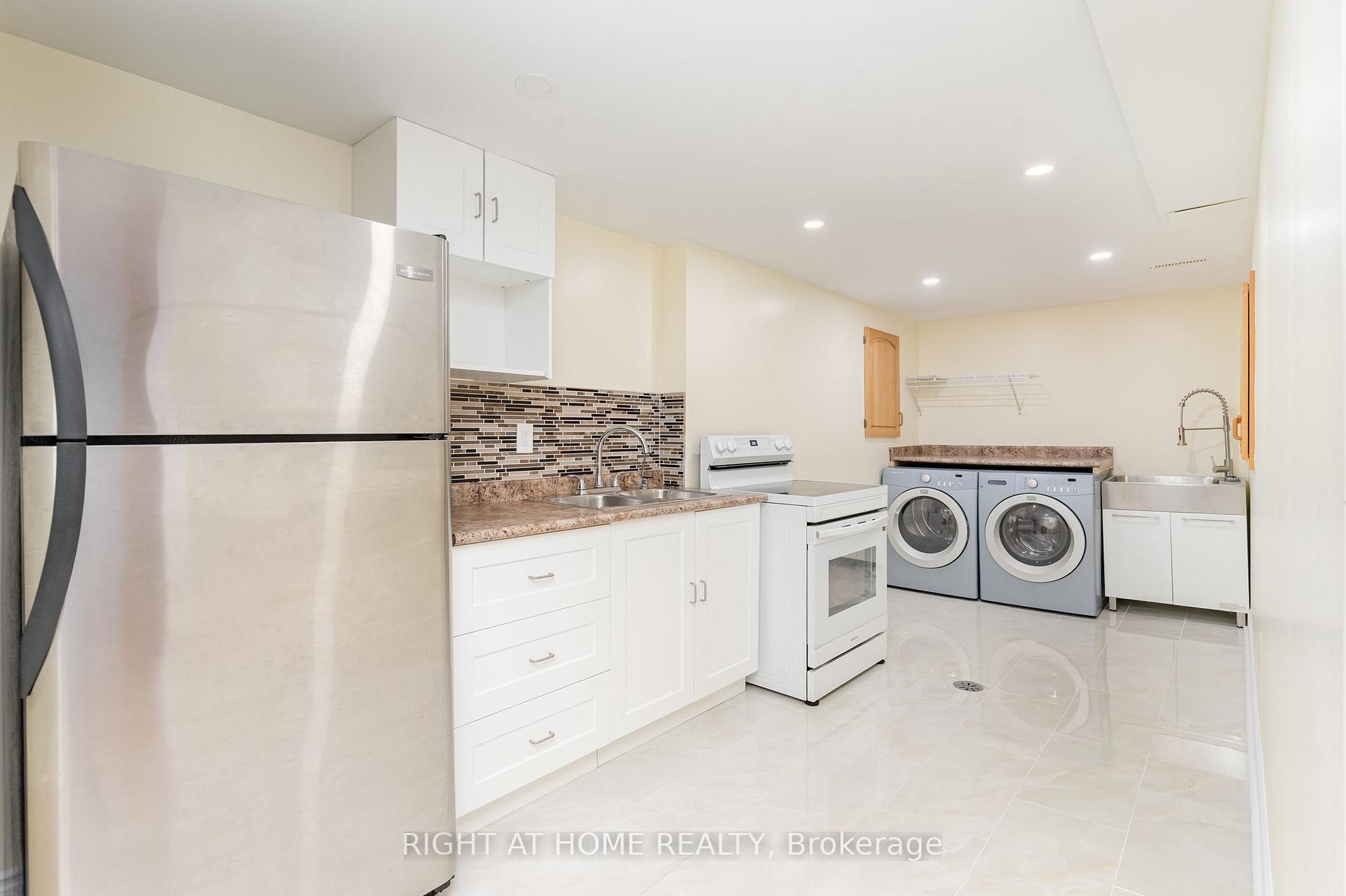 Photo 9 of 420 Safari Drive, Oshawa, Eastdale — HOMEH