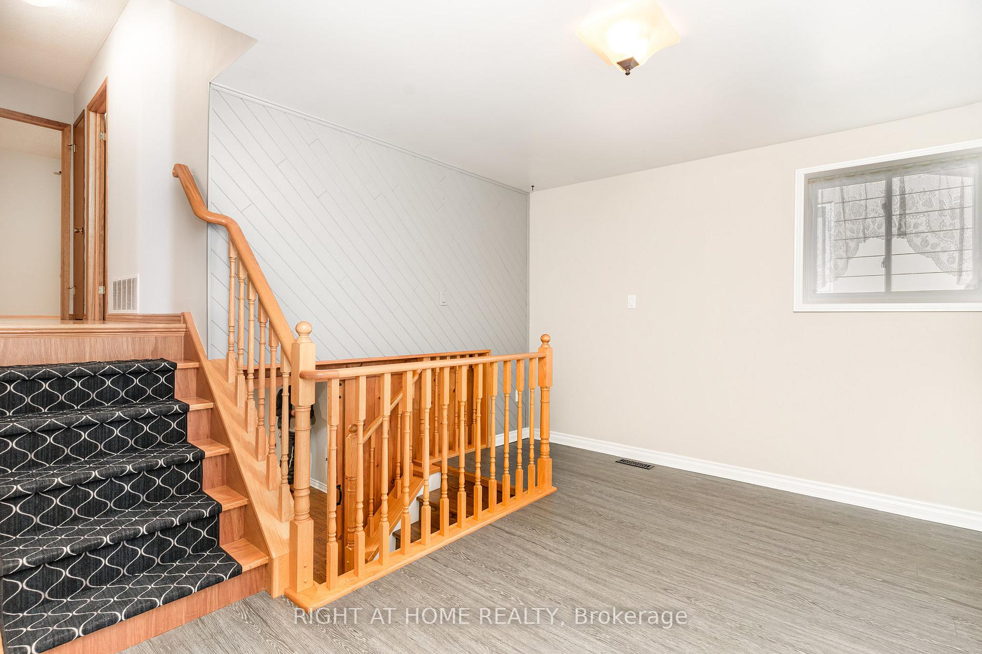 Photo 11 of 420 Safari Drive, Oshawa, Eastdale — HOMEH