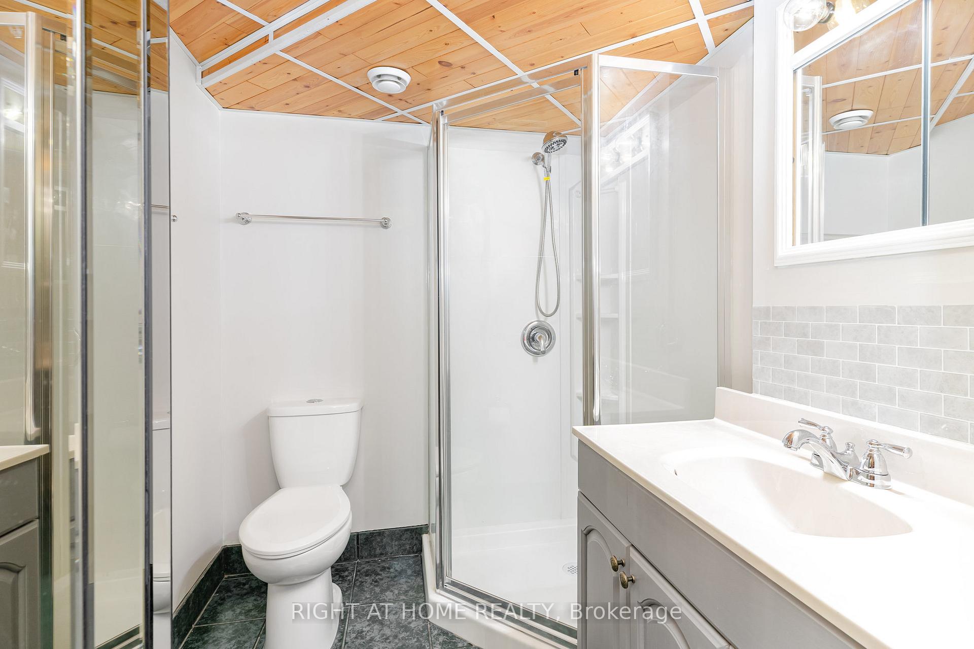 Photo 24 of 420 Safari Drive, Oshawa, Eastdale — HOMEH