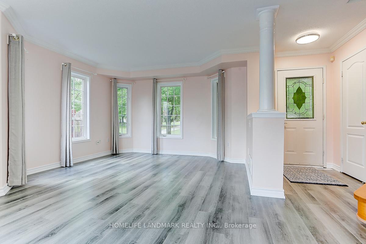 Photo 4 of 509 Bur Oak Avenue, Markham, Berczy — HOMEH