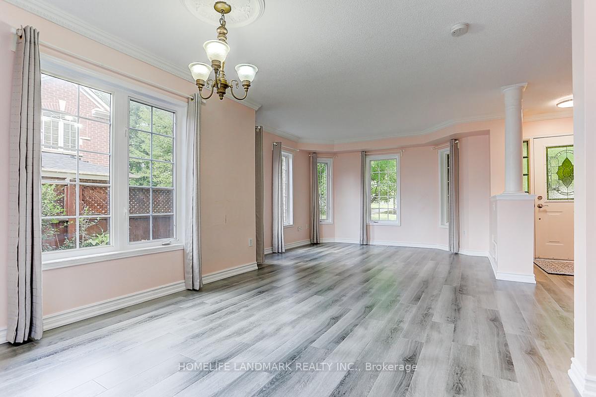Photo 5 of 509 Bur Oak Avenue, Markham, Berczy — HOMEH