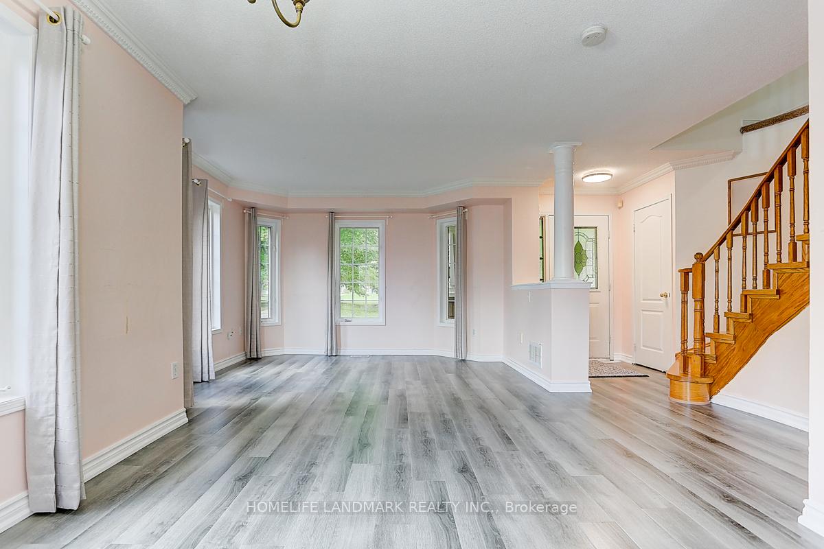 Photo 6 of 509 Bur Oak Avenue, Markham, Berczy — HOMEH
