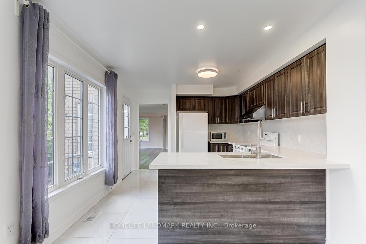 Photo 11 of 509 Bur Oak Avenue, Markham, Berczy — HOMEH