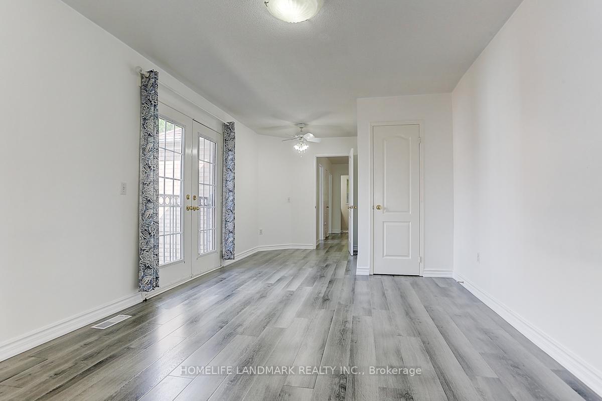 Photo 16 of 509 Bur Oak Avenue, Markham, Berczy — HOMEH