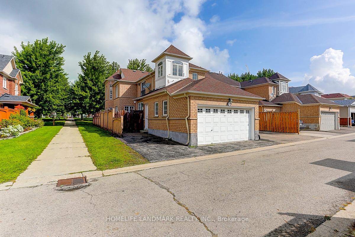 Photo 20 of 509 Bur Oak Avenue, Markham, Berczy — HOMEH