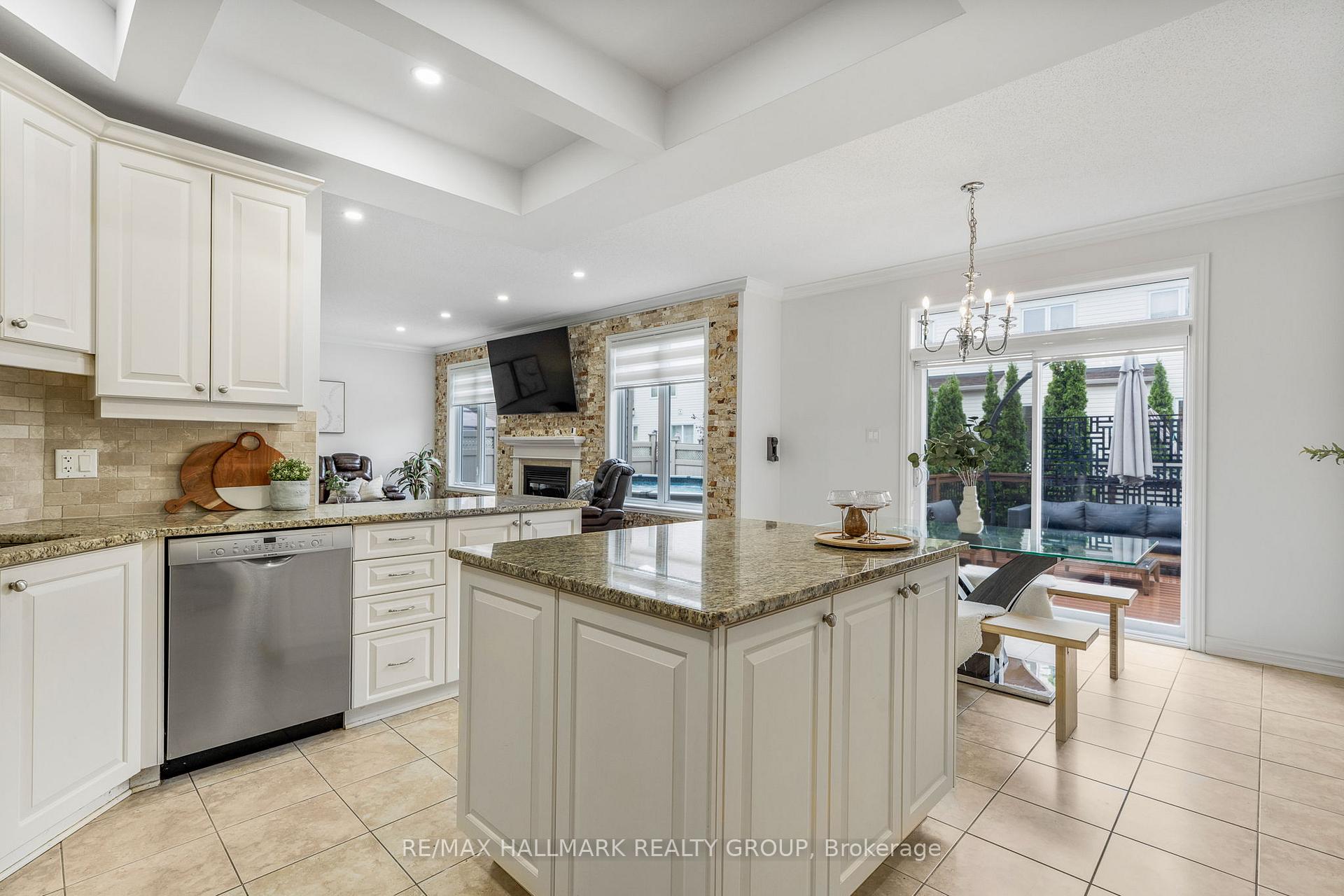 Photo 13 of 1018 Winterspring Ridge, Ottawa, Avalon East — HOMEH
