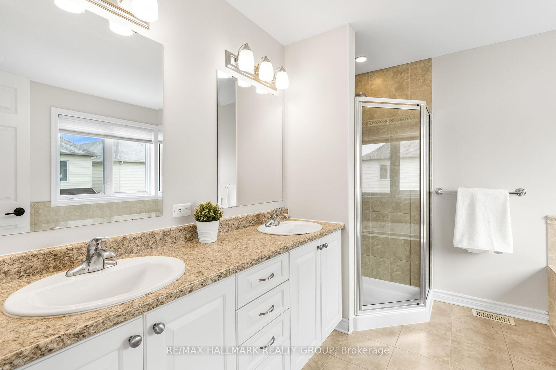 Photo 18 of 1018 Winterspring Ridge, Ottawa, Avalon East — HOMEH