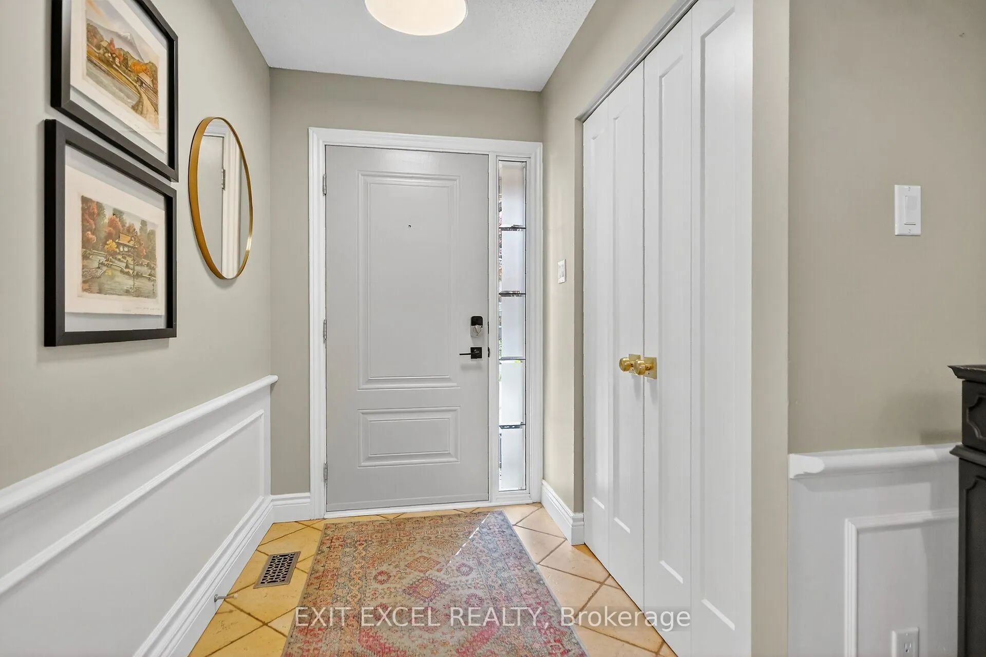 Photo 4 of 6357 Mattice Avenue, Ottawa, Chateauneuf — HOMEH