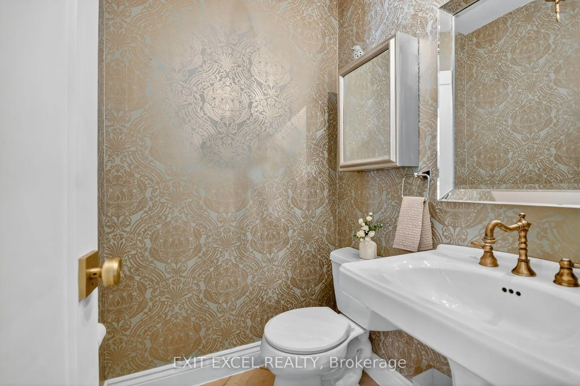 Photo 18 of 6357 Mattice Avenue, Ottawa, Chateauneuf — HOMEH
