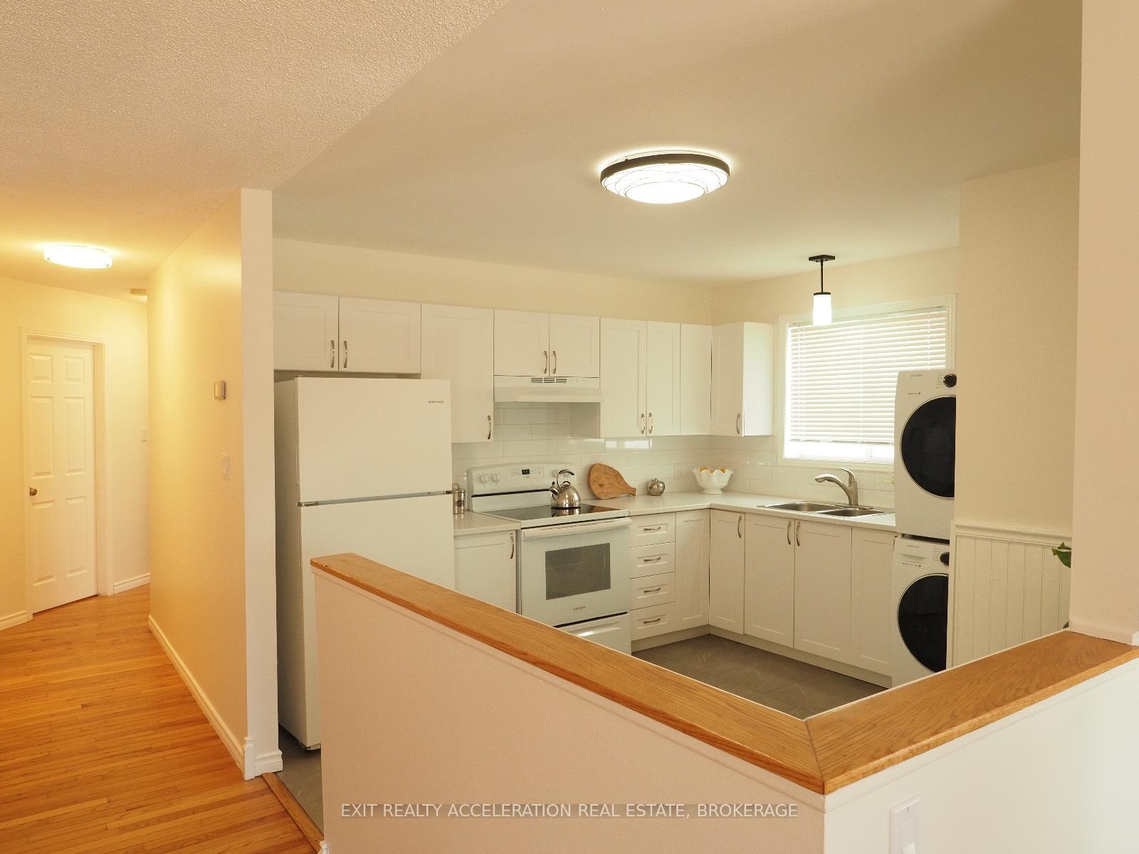Photo 10 of 1302 Brackenwood Crescent, Kingston, City Northwest — HOMEH