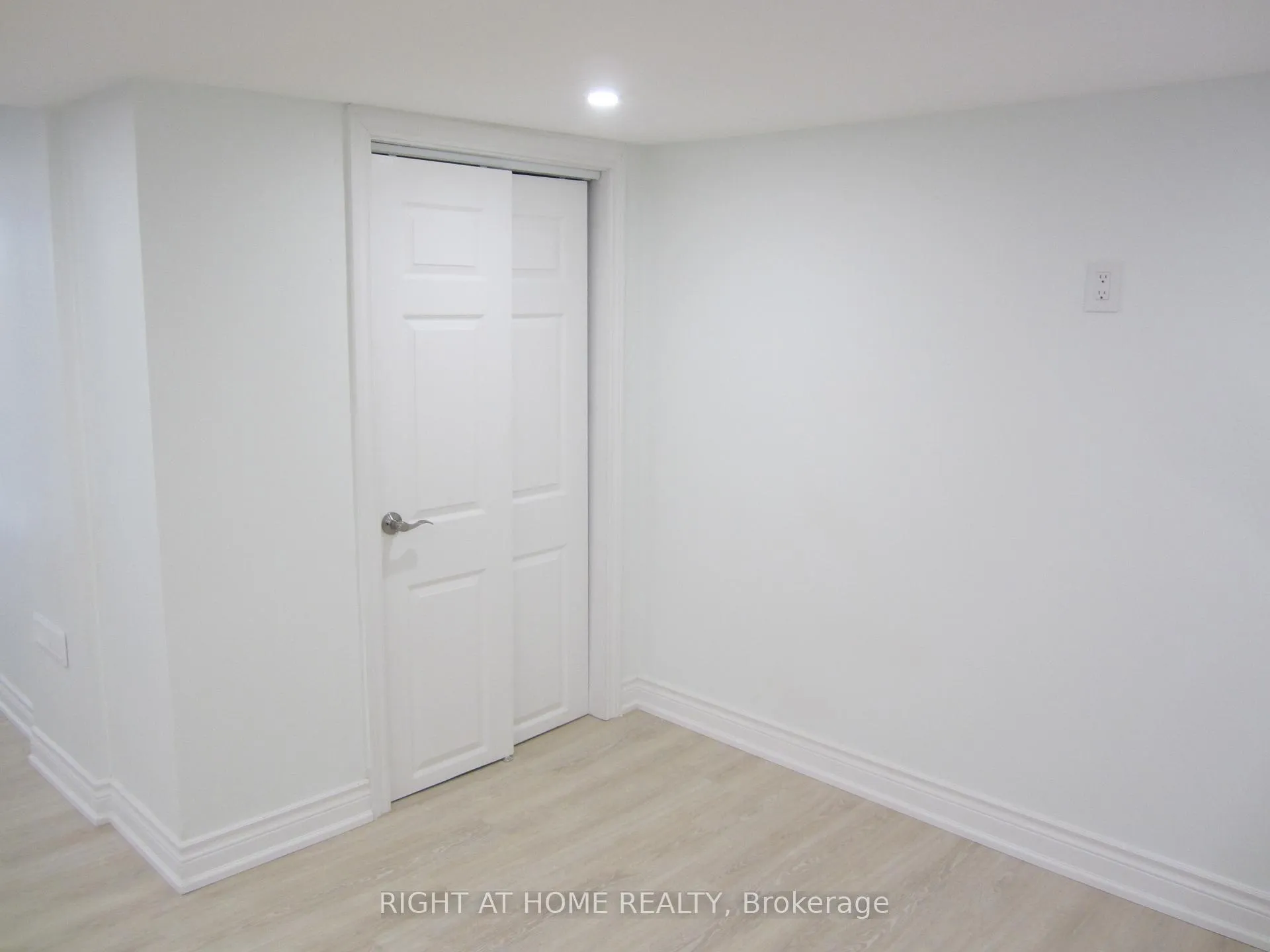 Photo 7 of Unit BSMNT, 59 Ardill Crescent, Aurora, Aurora Highlands — HOMEH