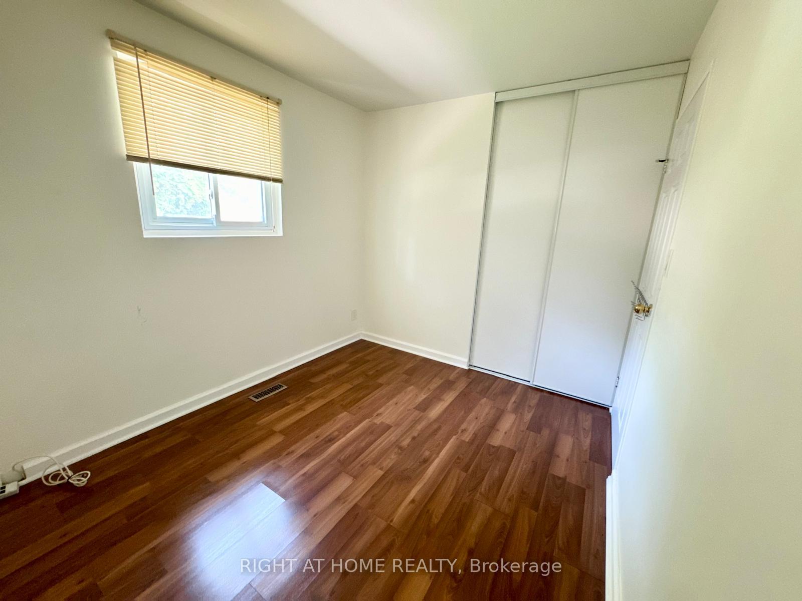 Photo 21 of 773 Elgin Street, Newmarket, Huron Heights-Leslie Valley — HOMEH