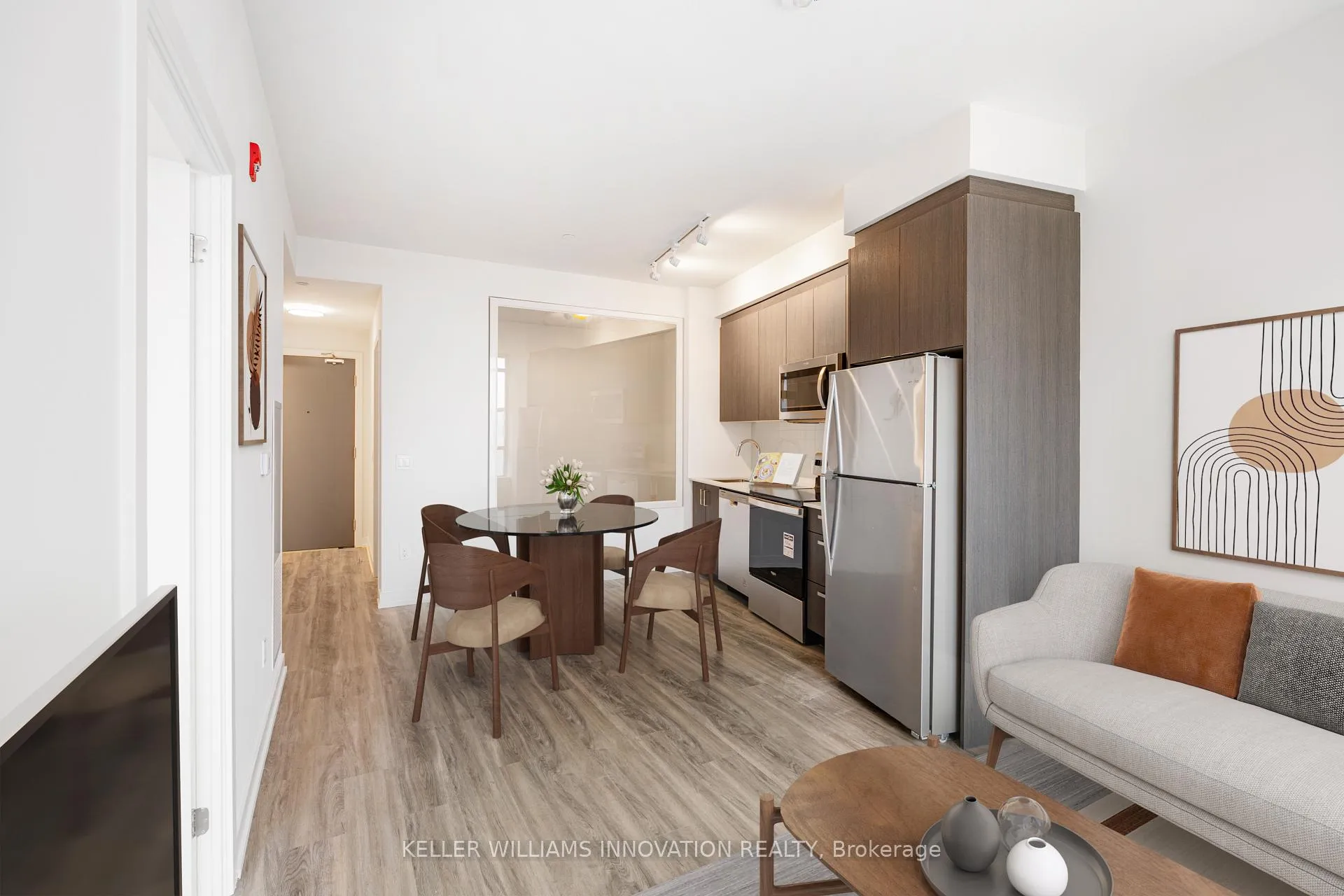 Photo 3 of Unit 524, 1010 Dundas Street E, Whitby, Pringle Creek — HOMEH