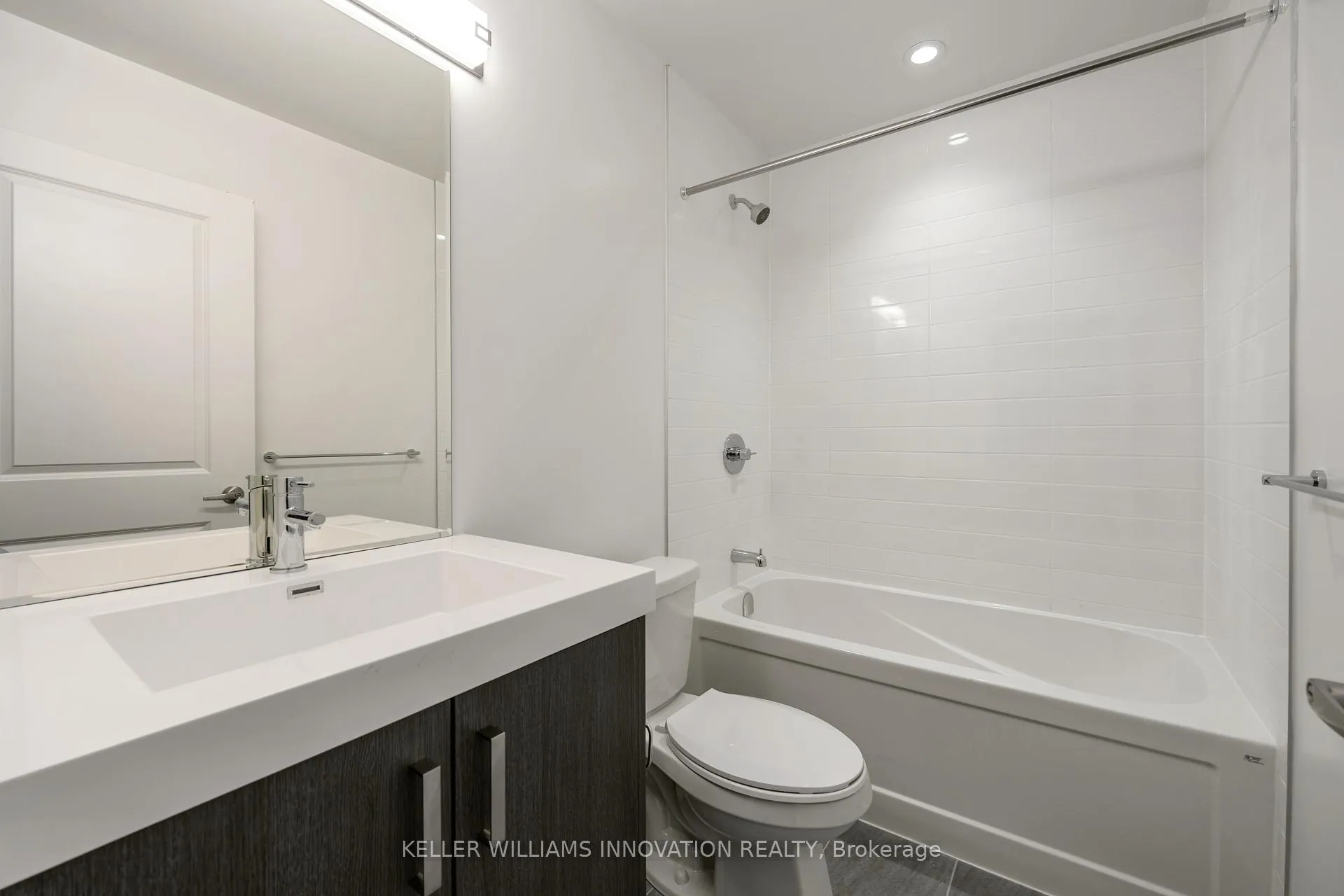 Photo 12 of Unit 524, 1010 Dundas Street E, Whitby, Pringle Creek — HOMEH