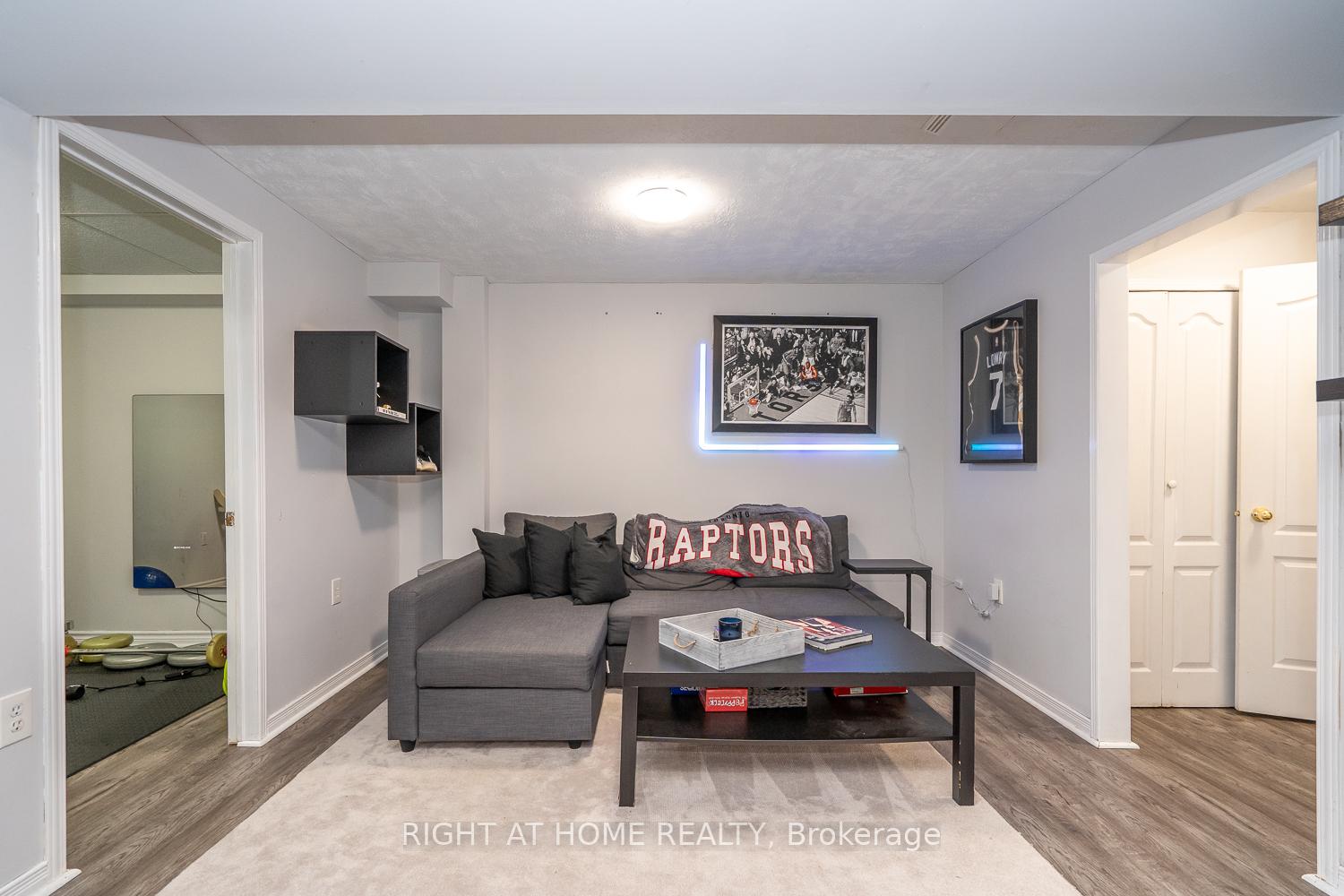 Photo 26 of 72 Smith Street, New Tecumseth, Alliston — HOMEH