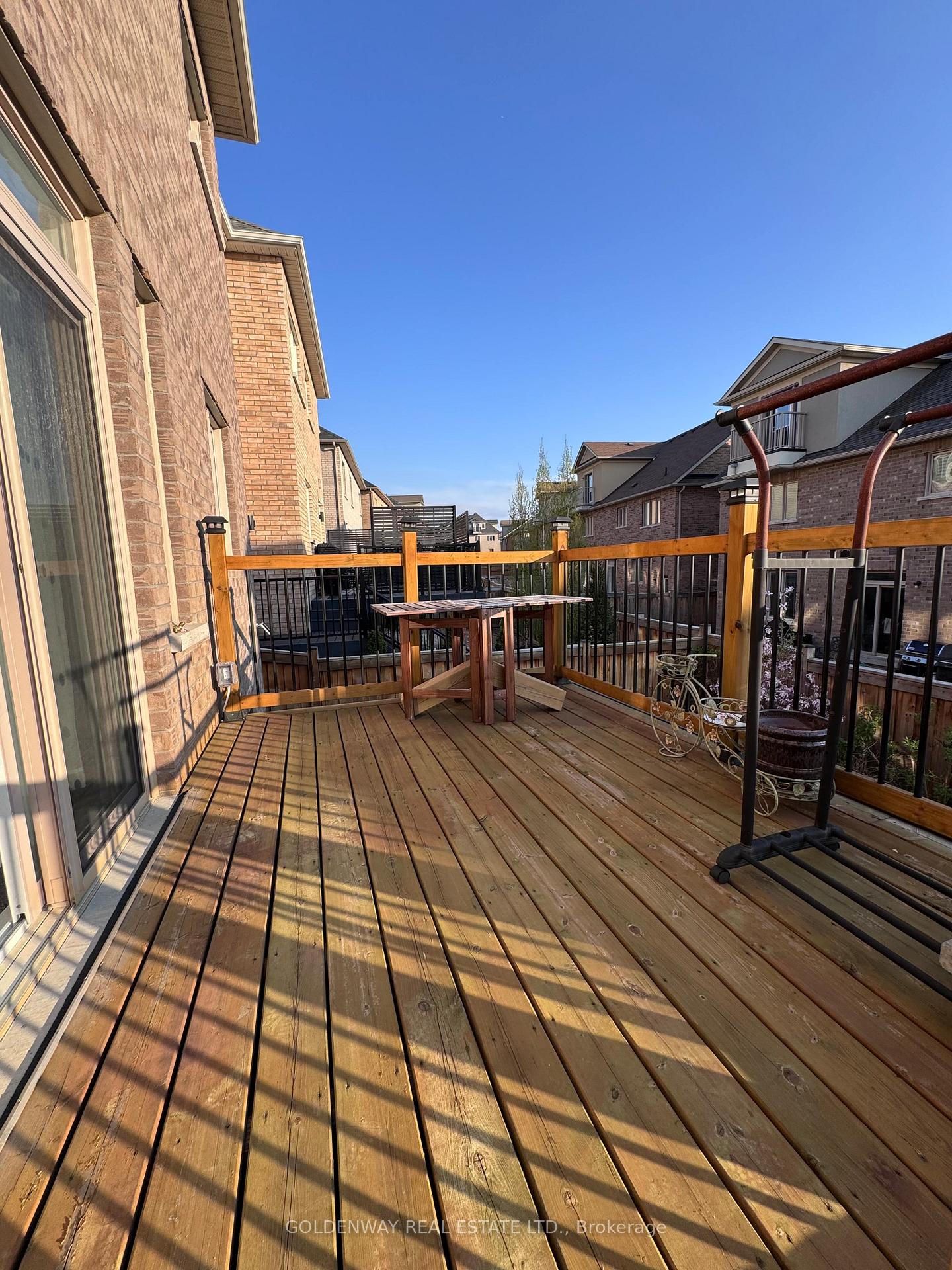 Photo 6 of 922 Ernest Cousins Circle, Newmarket, Stonehaven-Wyndham — HOMEH