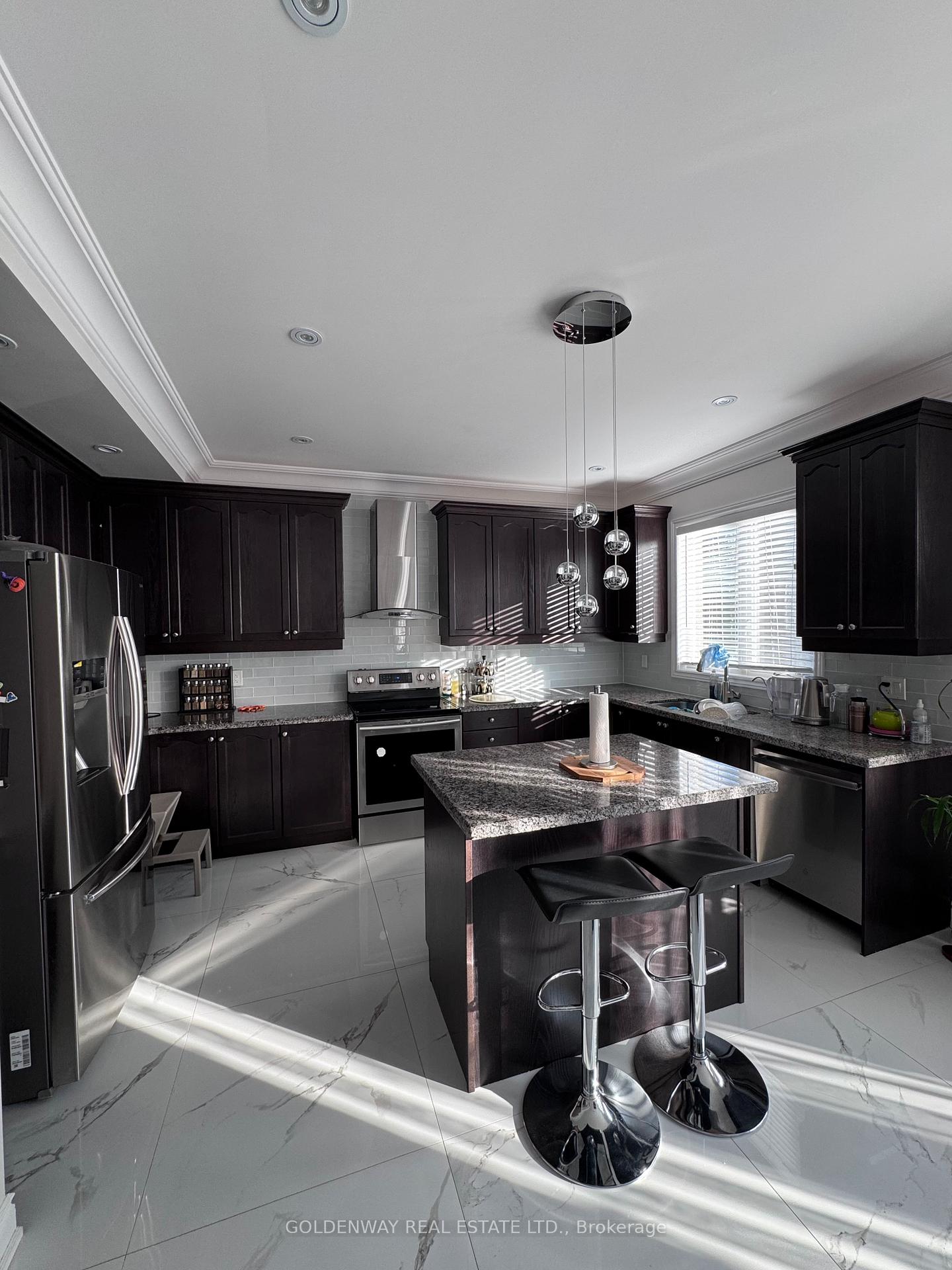 Photo 12 of 922 Ernest Cousins Circle, Newmarket, Stonehaven-Wyndham — HOMEH