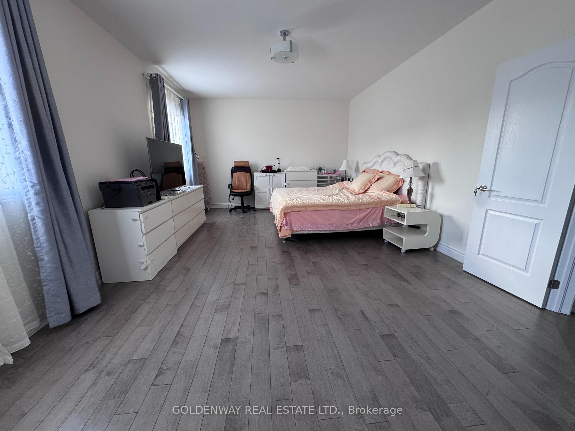 Photo 13 of 922 Ernest Cousins Circle, Newmarket, Stonehaven-Wyndham — HOMEH