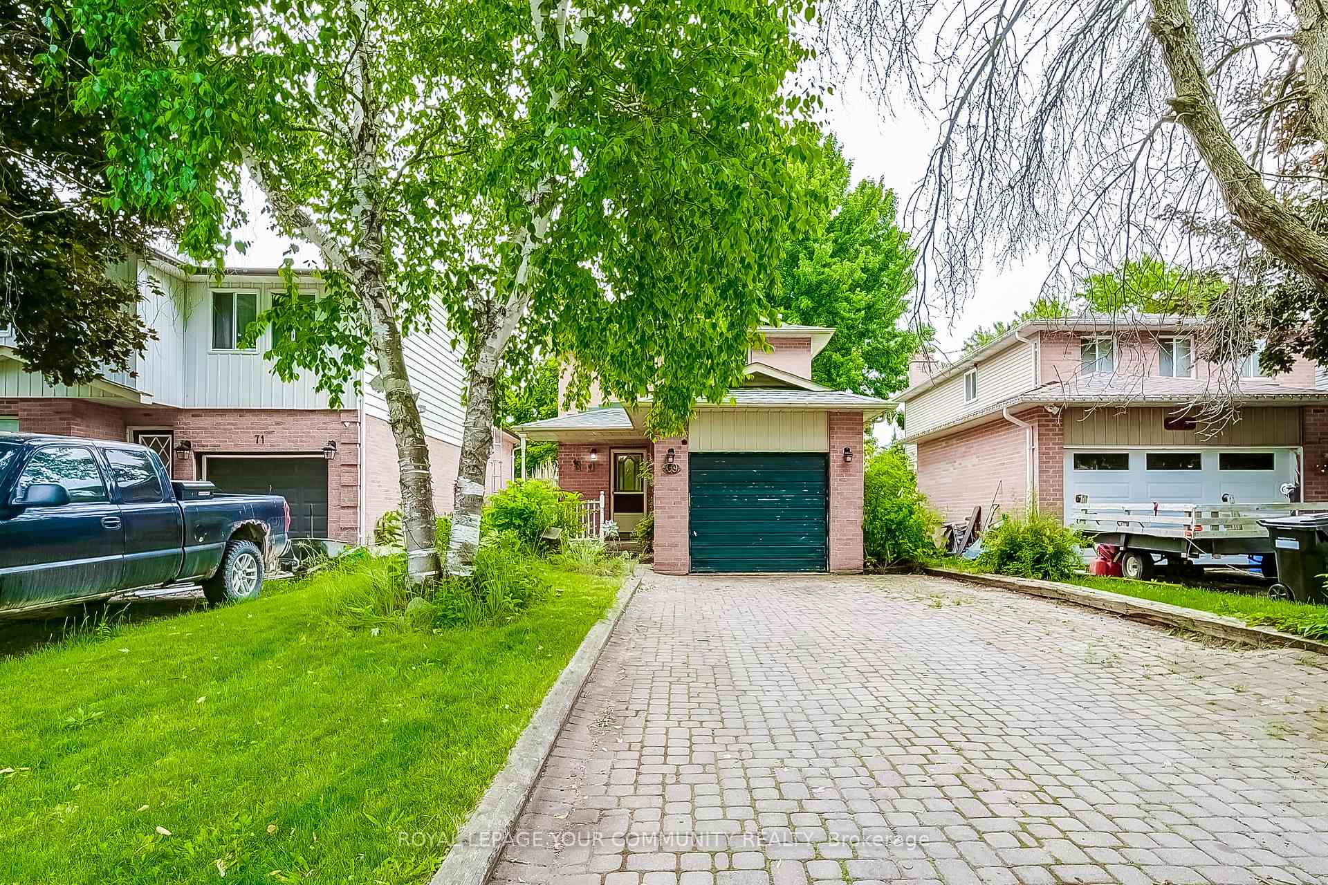 Photo 2 of 69 Daniele Avenue, New Tecumseth, Beeton — HOMEH