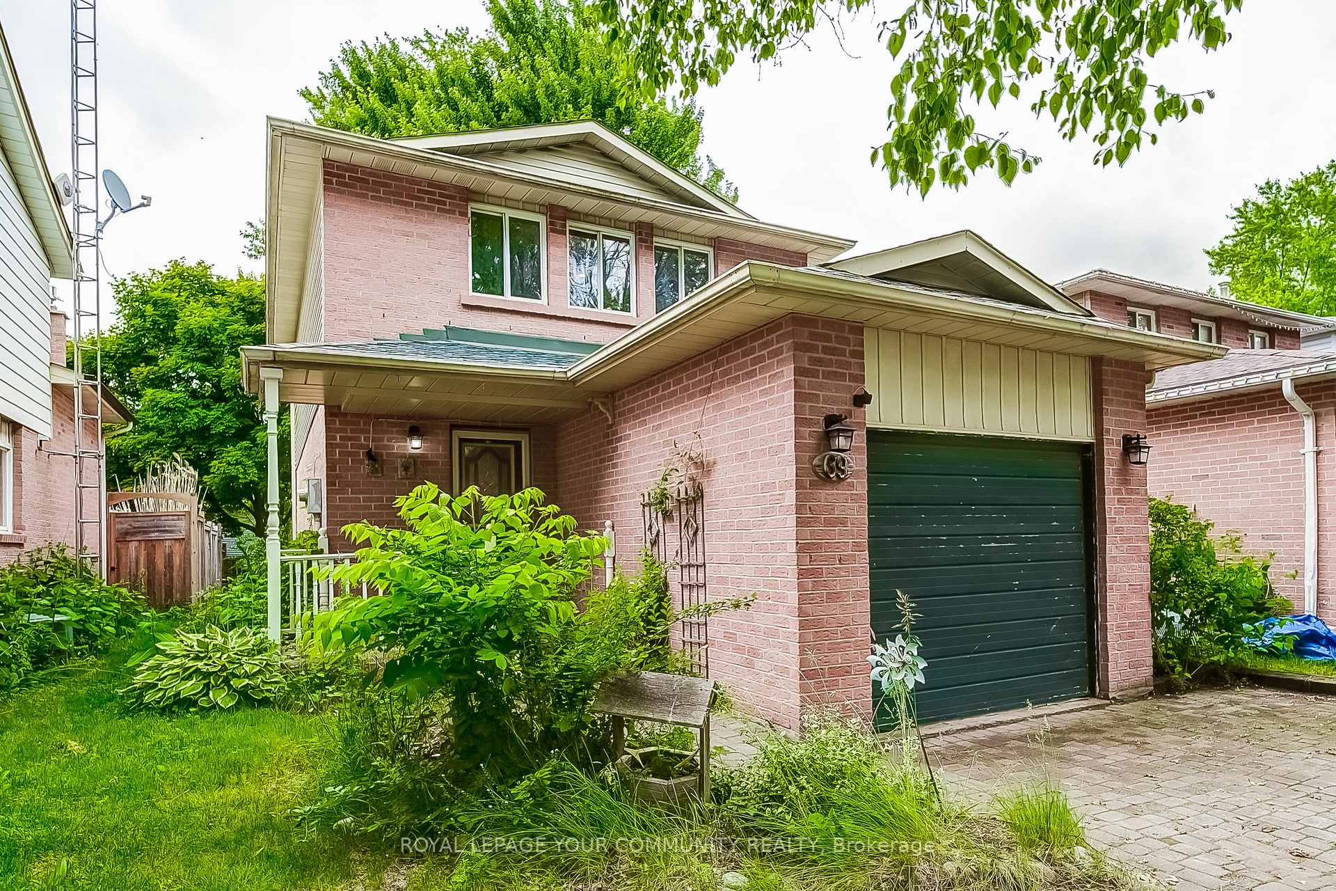Photo 3 of 69 Daniele Avenue, New Tecumseth, Beeton — HOMEH