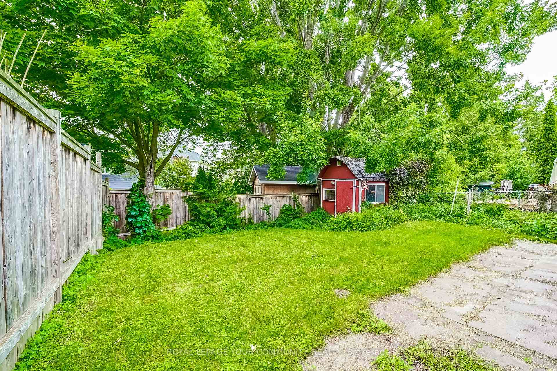 Photo 16 of 69 Daniele Avenue, New Tecumseth, Beeton — HOMEH