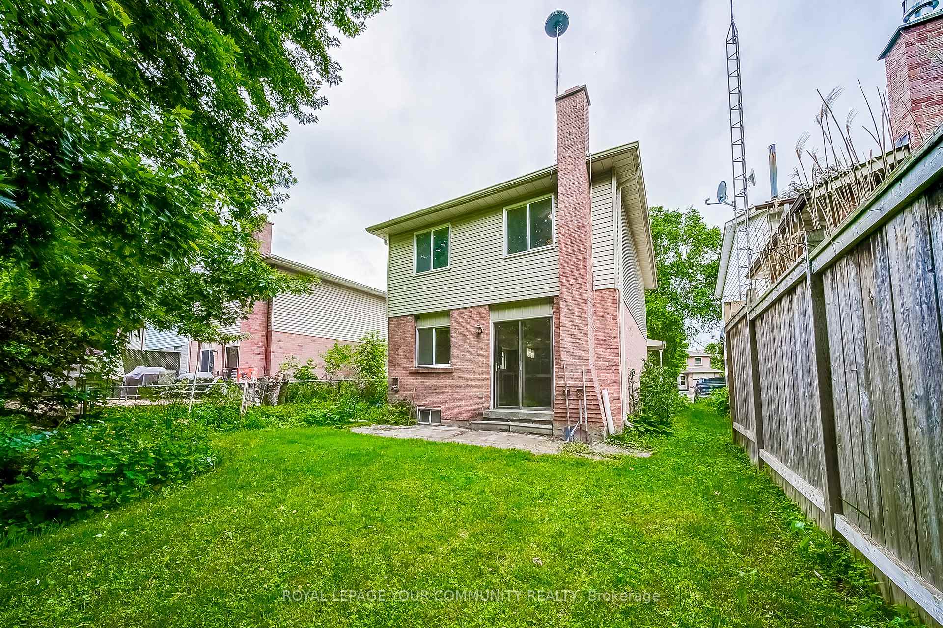 Photo 17 of 69 Daniele Avenue, New Tecumseth, Beeton — HOMEH