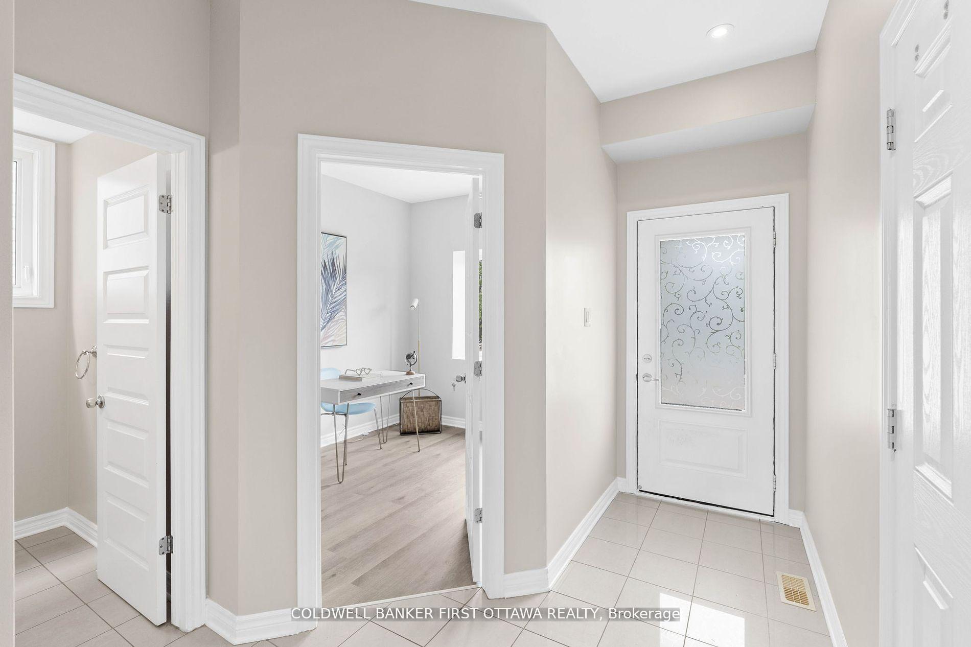 Photo 4 of 2459 Esprit Drive, Ottawa, Avalon East — HOMEH
