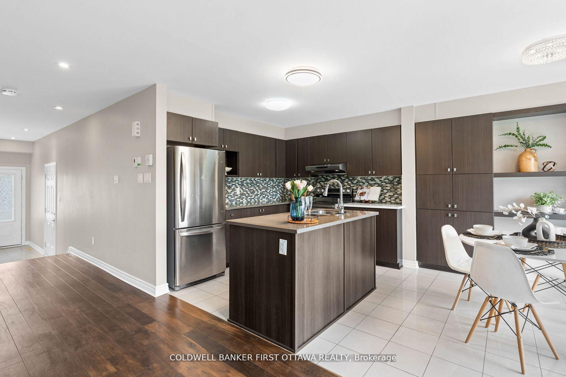 Photo 13 of 2459 Esprit Drive, Ottawa, Avalon East — HOMEH