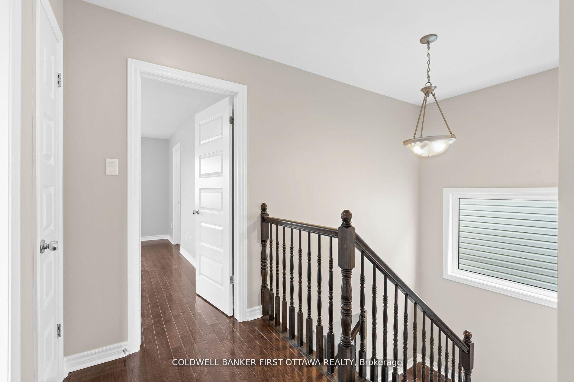 Photo 18 of 2459 Esprit Drive, Ottawa, Avalon East — HOMEH