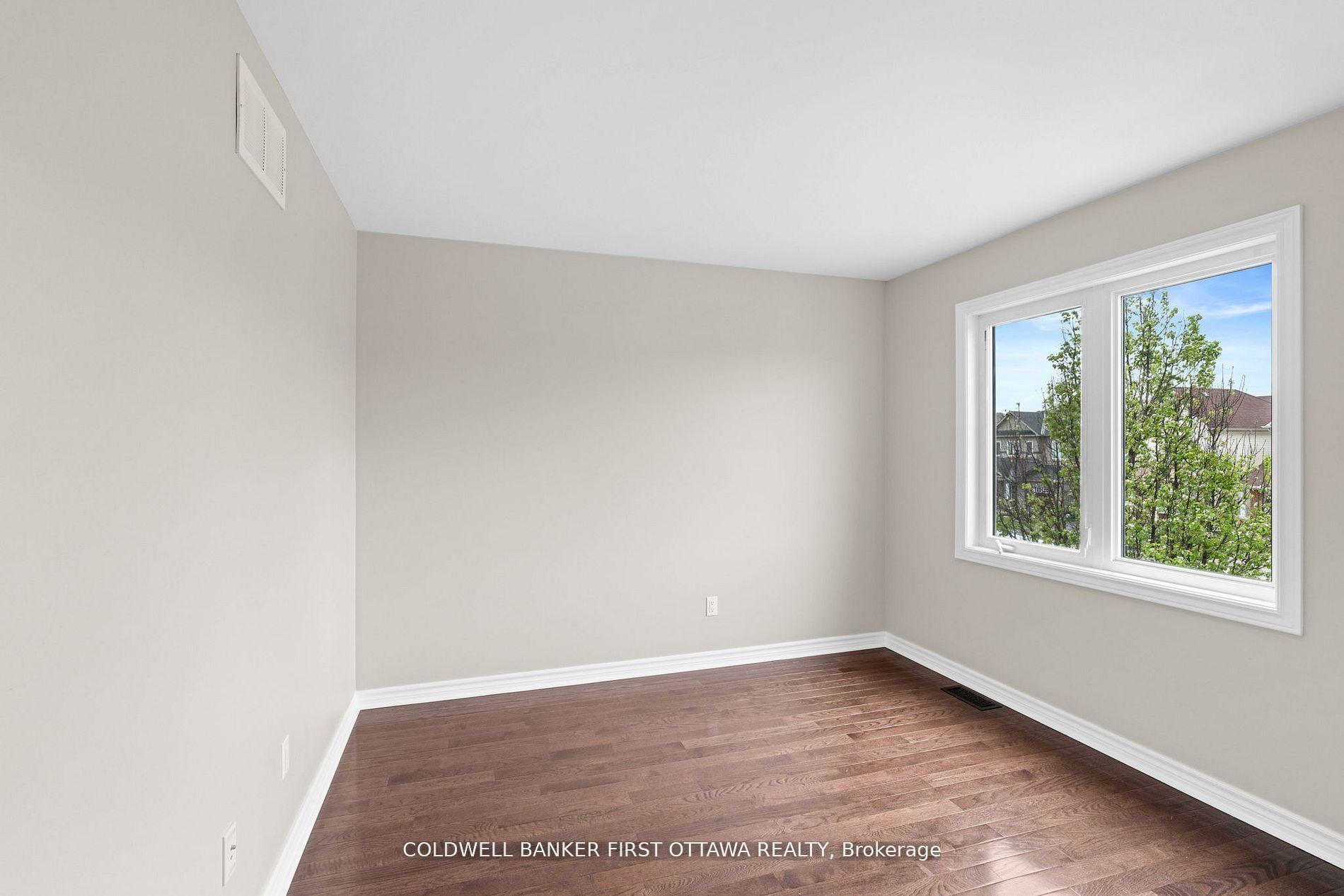 Photo 28 of 2459 Esprit Drive, Ottawa, Avalon East — HOMEH