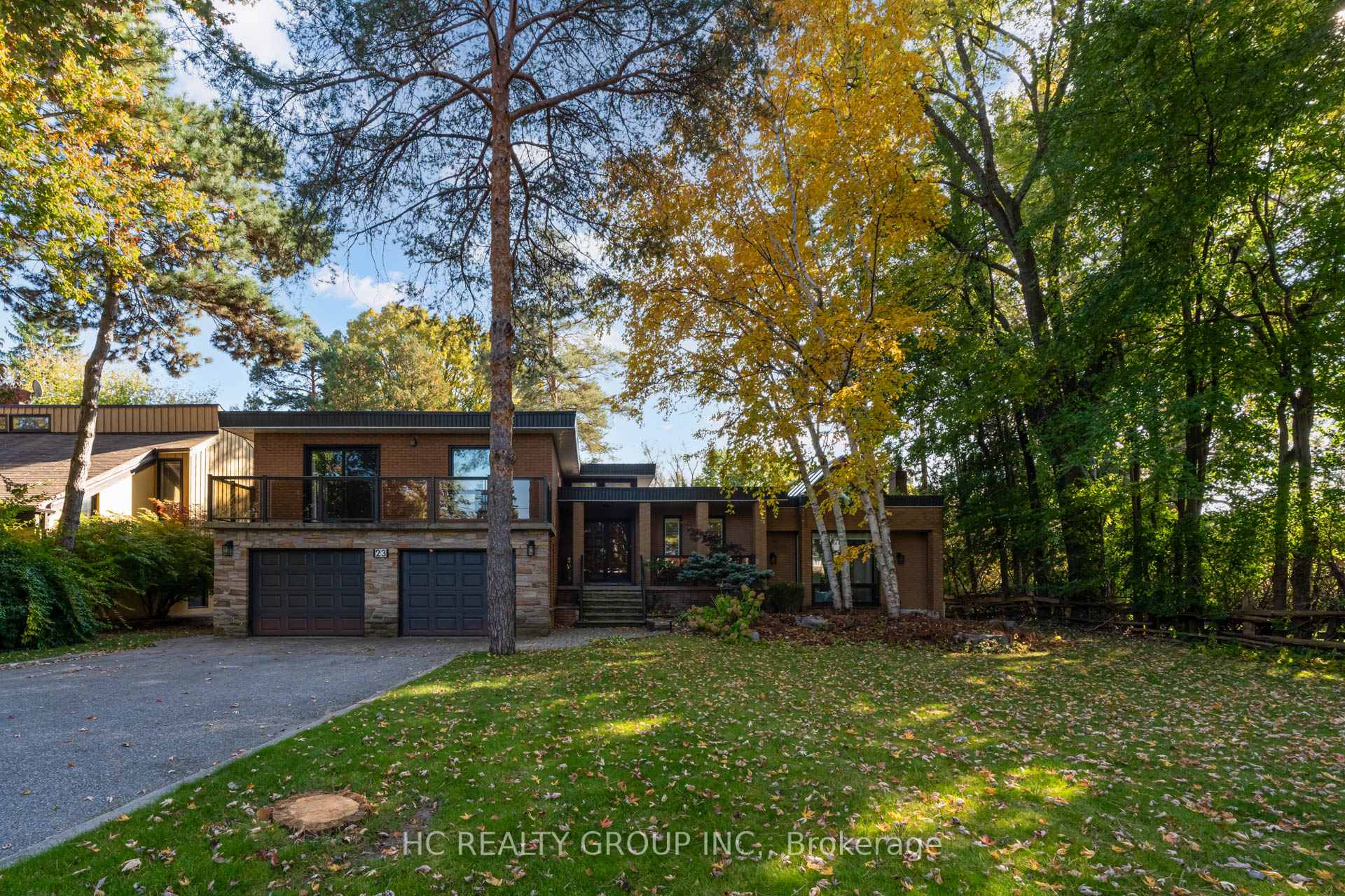Photo 1 of 23 East Drive, Markham, Unionville — HOMEH