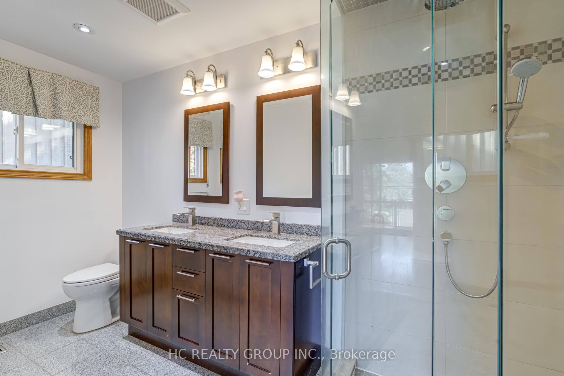 Photo 19 of 23 East Drive, Markham, Unionville — HOMEH