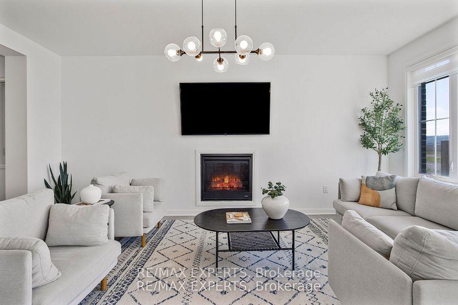 Photo 17 of 397 Gordon Krantz Avenue, Milton, Walker — HOMEH