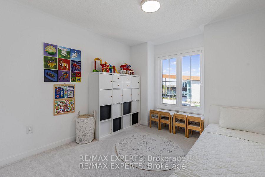 Photo 10 of 397 Gordon Krantz Avenue, Milton, Walker — HOMEH