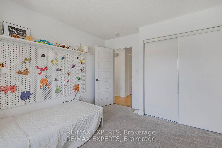 Photo 9 of 397 Gordon Krantz Avenue, Milton, Walker — HOMEH