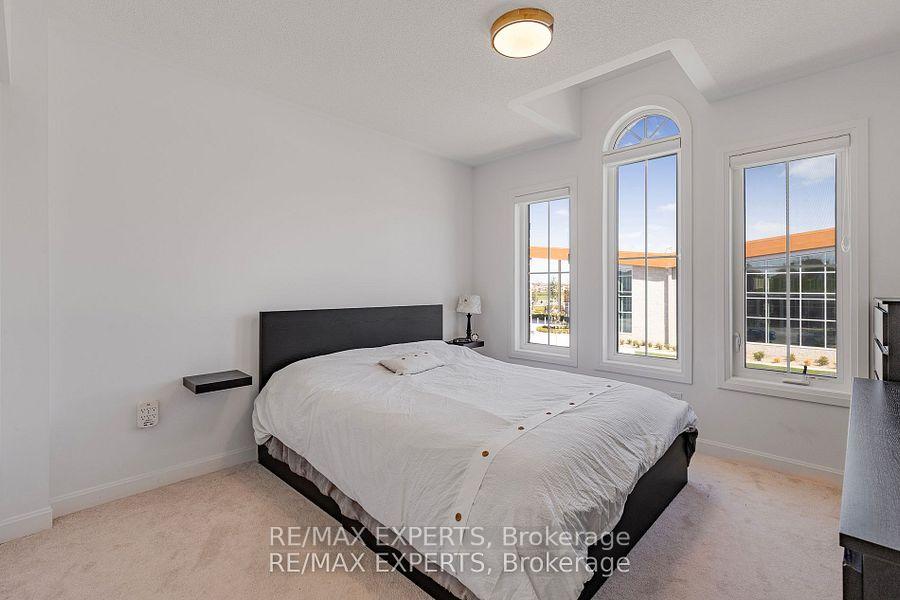 Photo 24 of 397 Gordon Krantz Avenue, Milton, Walker — HOMEH