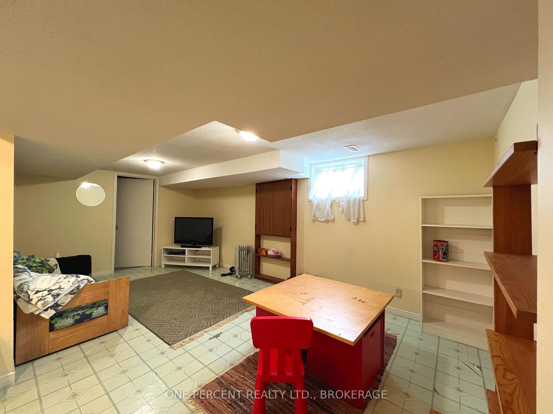Photo 30 of 958 Chancery Street, Kingston, North of Taylor-Kidd Blvd — HOMEH