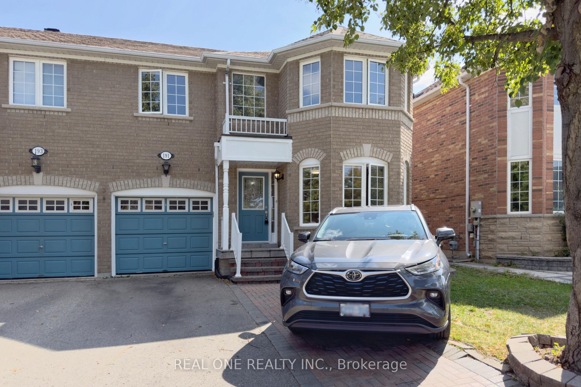 Photo 1 of 191 Flagstone Way, Newmarket, Woodland Hill — HOMEH