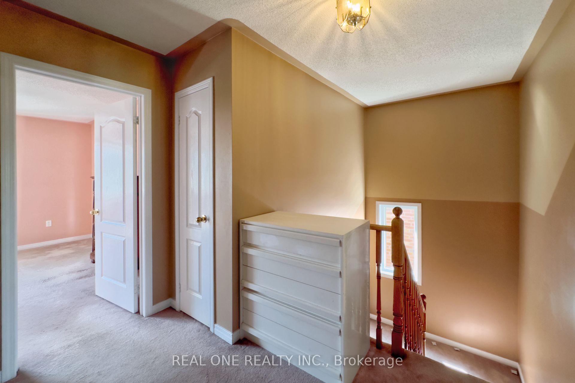 Photo 14 of 191 Flagstone Way, Newmarket, Woodland Hill — HOMEH