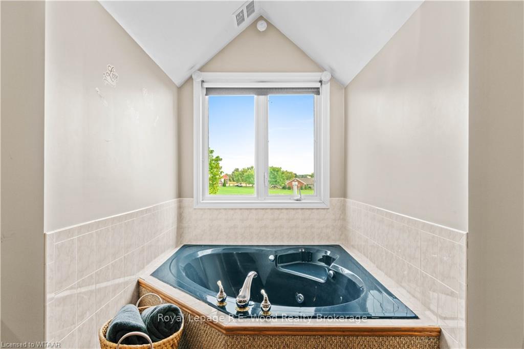Photo 31 of 285585 Airport Road, Norwich, Rural Norwich — HOMEH