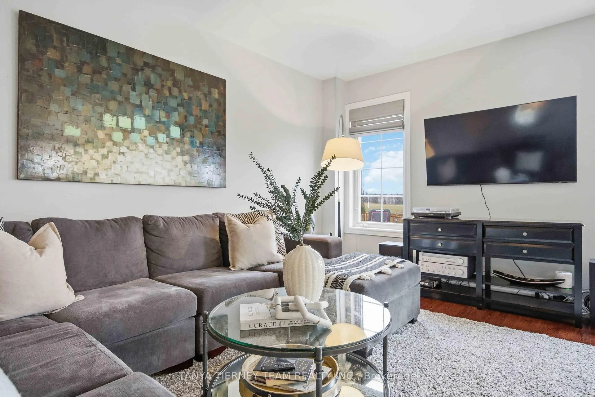 Photo 8 of 43 Corianne Avenue, Whitby, Brooklin — HOMEH
