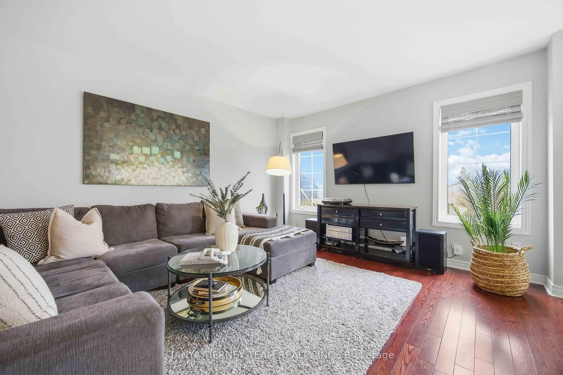 Photo 11 of 43 Corianne Avenue, Whitby, Brooklin — HOMEH