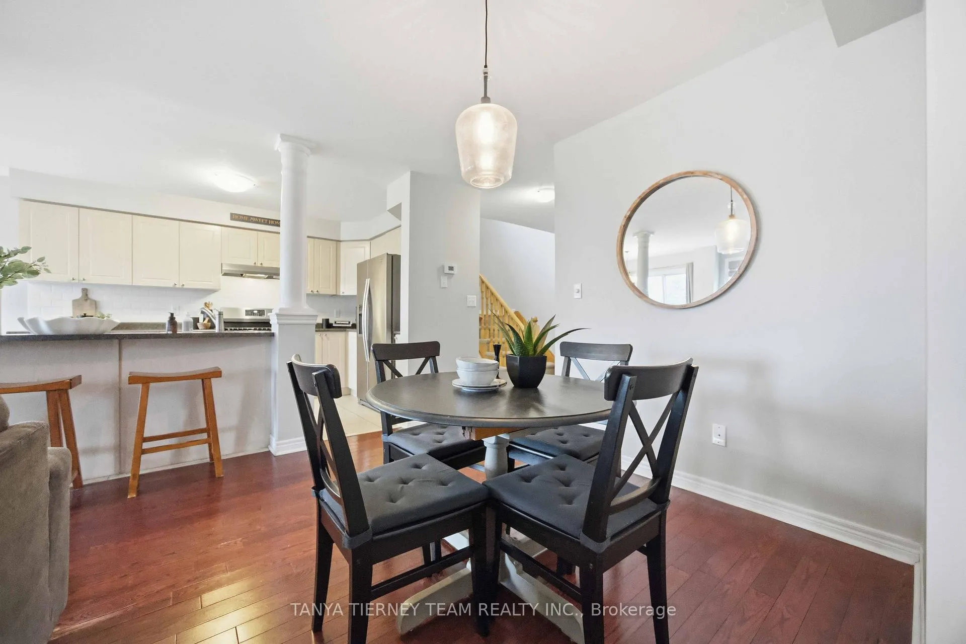 Photo 15 of 43 Corianne Avenue, Whitby, Brooklin — HOMEH