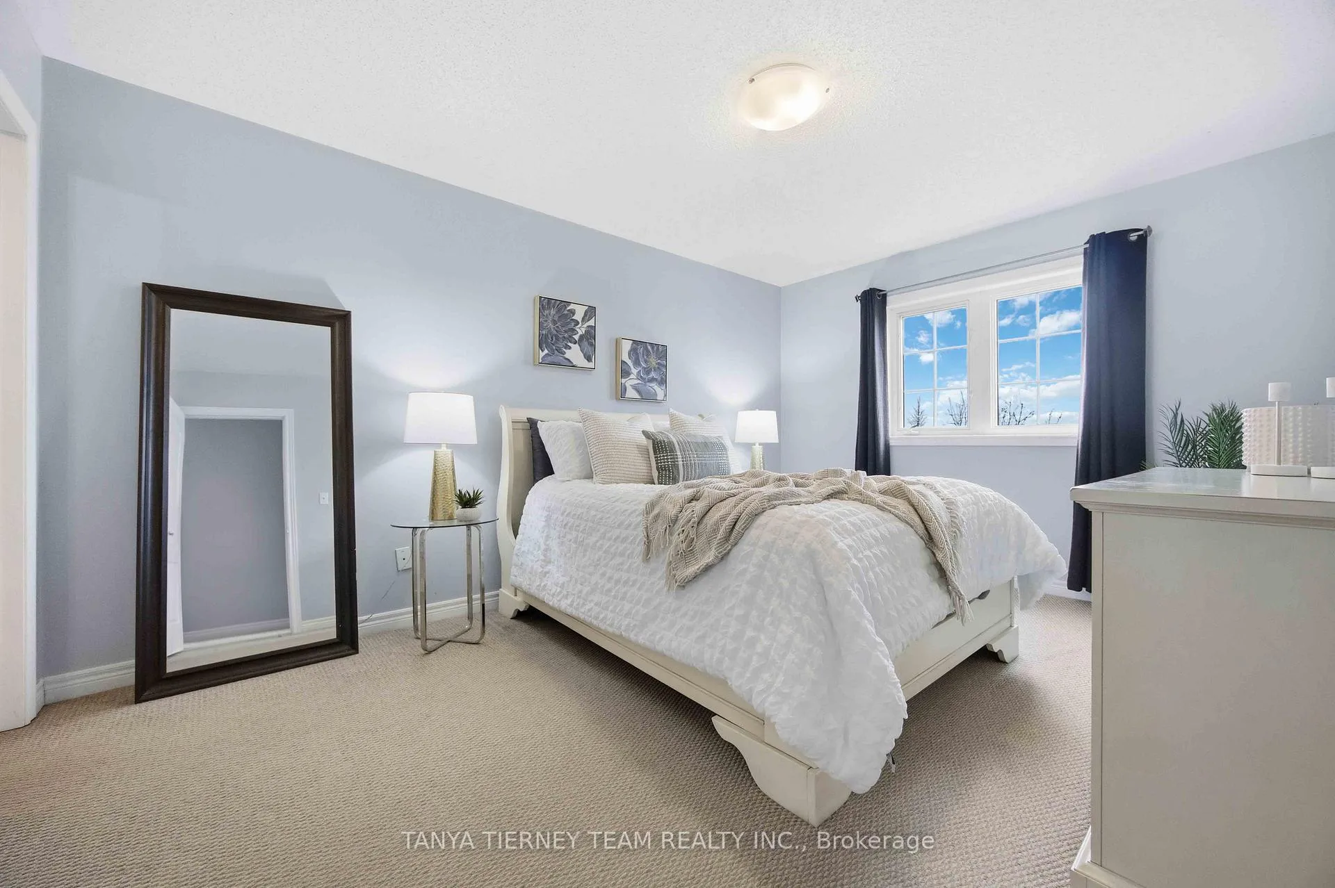 Photo 28 of 43 Corianne Avenue, Whitby, Brooklin — HOMEH
