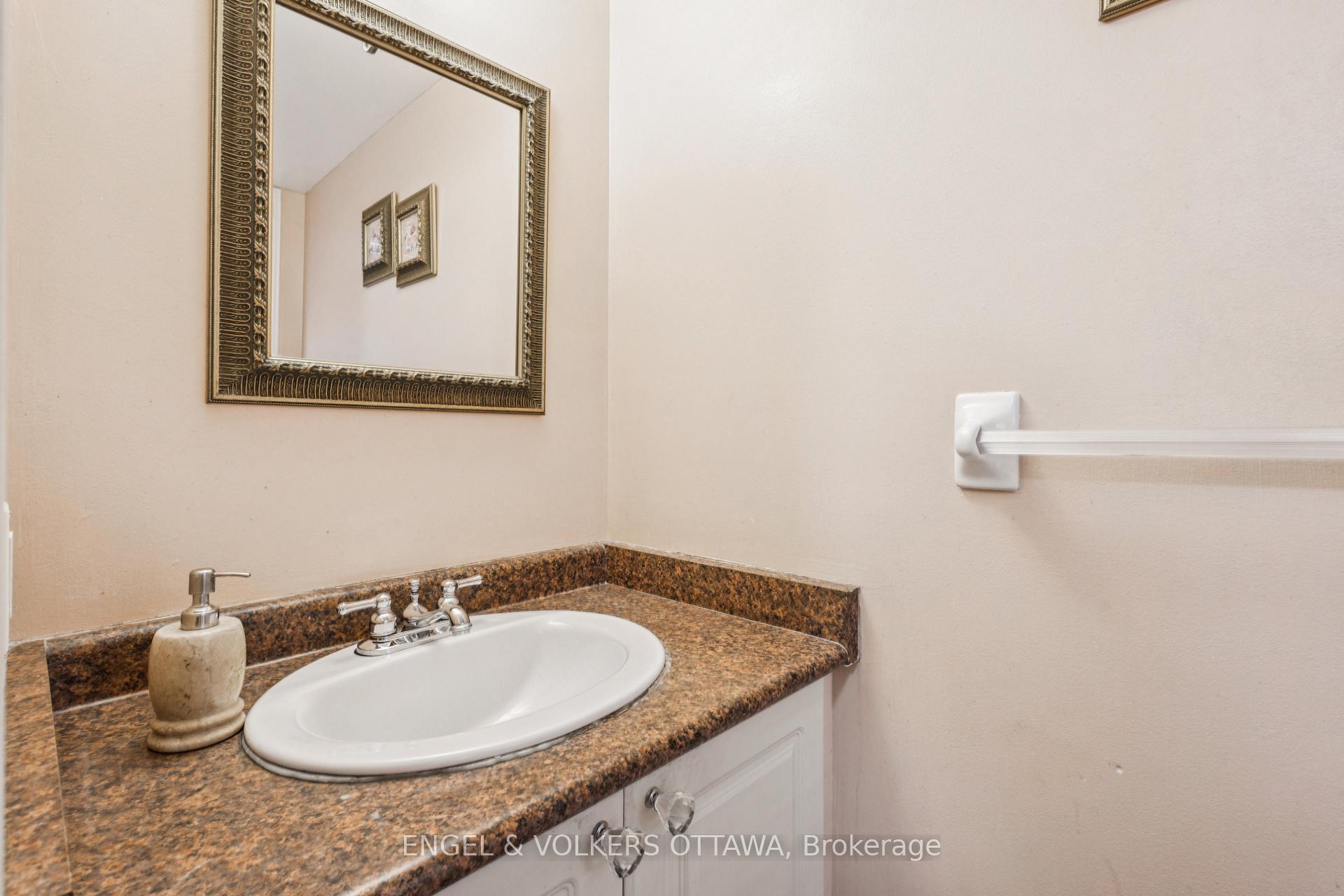 Photo 25 of 2213 Noblewood Way, Ottawa, Chapel Hill South - Orleans Village — HOMEH