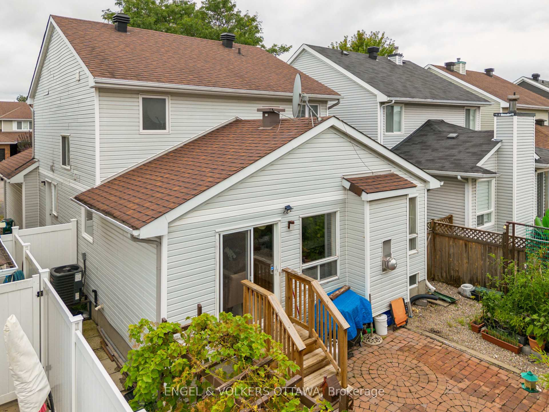 Photo 44 of 2213 Noblewood Way, Ottawa, Chapel Hill South - Orleans Village — HOMEH