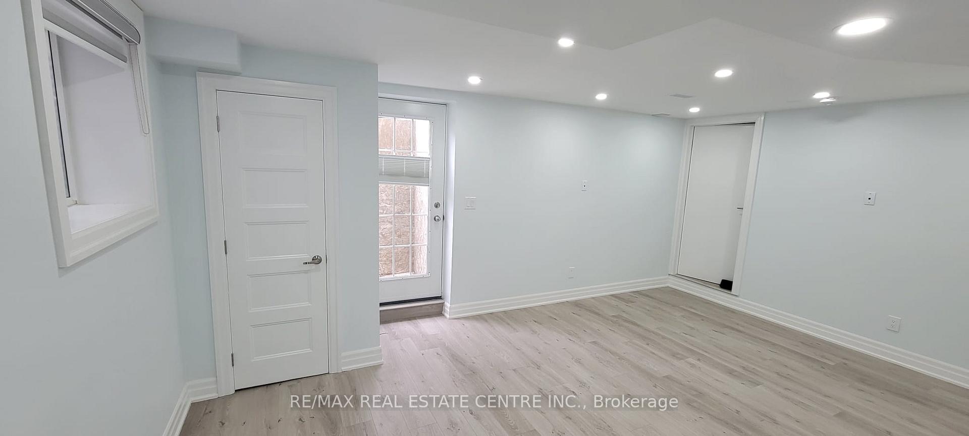 Photo 4 of 1741 Thames Circle, Milton, Bowes — HOMEH