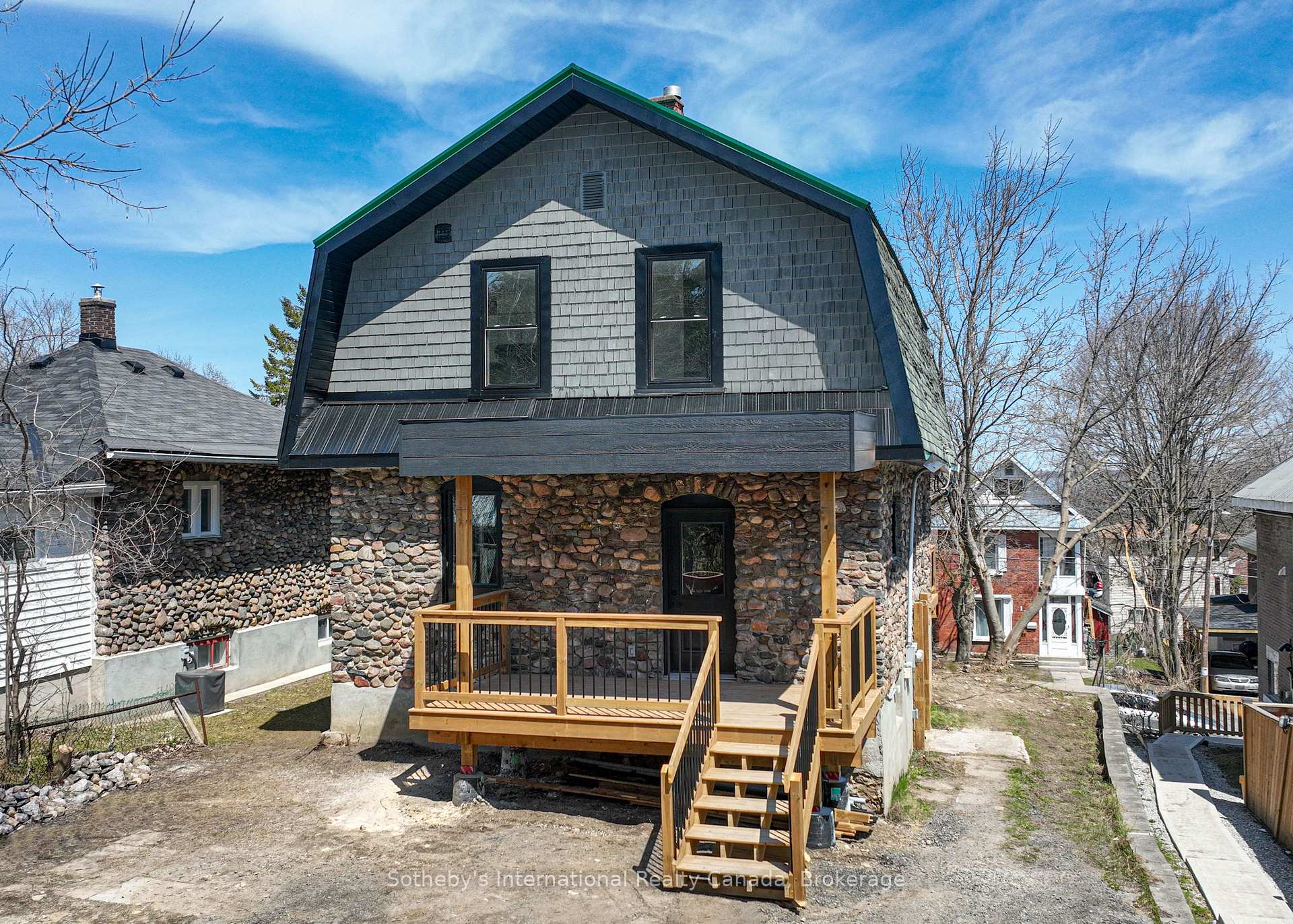 Photo 1 of 177 Parkview Avenue, Orillia — HOMEH