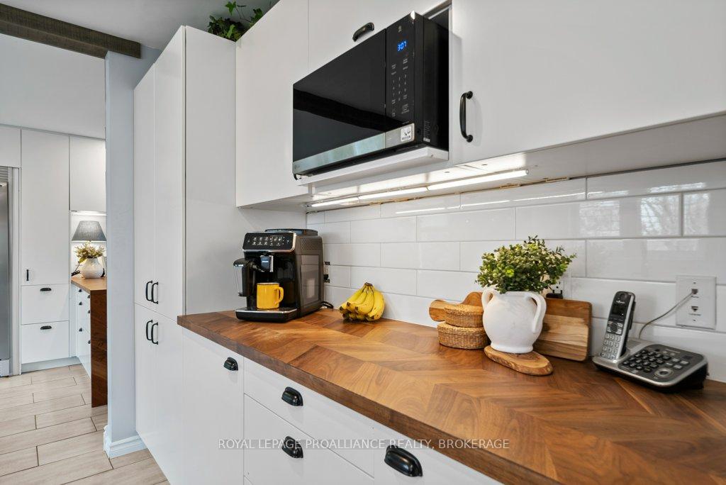 Photo 14 of 12 Limeridge Drive, Kingston, Kingston East (Incl Barret Crt) — HOMEH