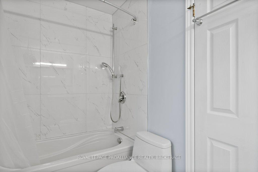 Photo 21 of 12 Limeridge Drive, Kingston, Kingston East (Incl Barret Crt) — HOMEH